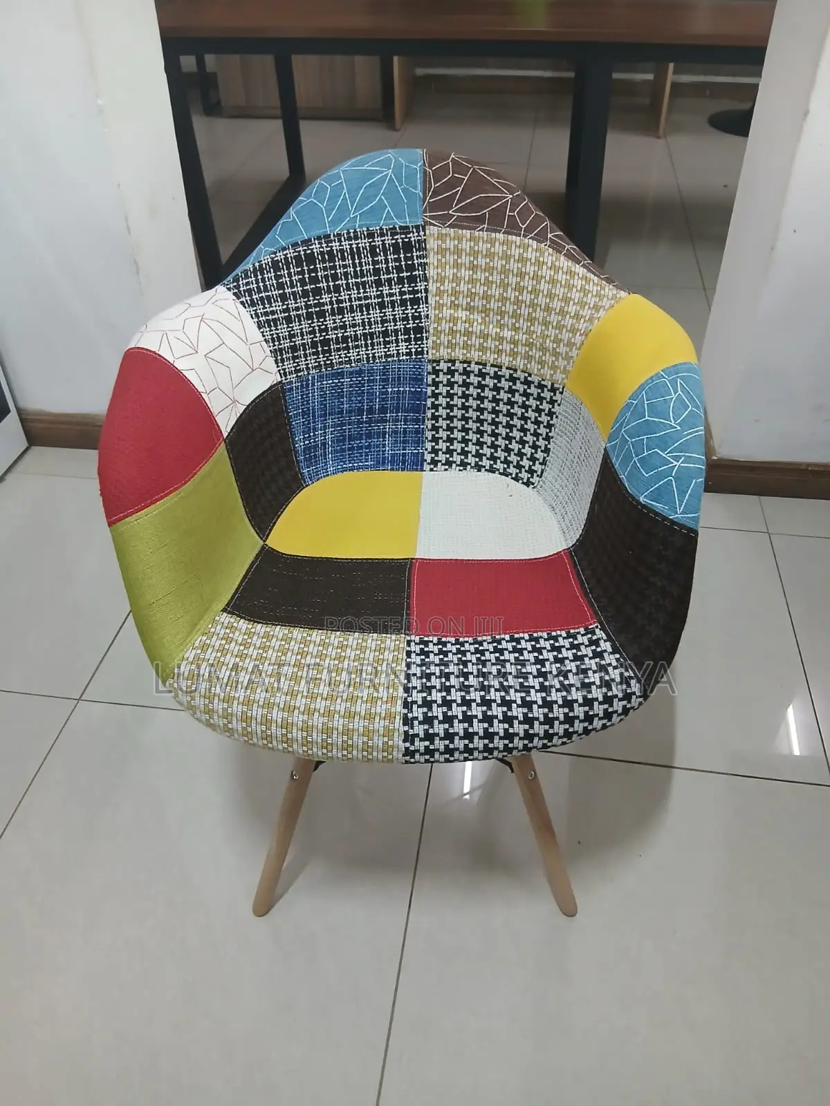 Eames Multicolored Dinning Chair