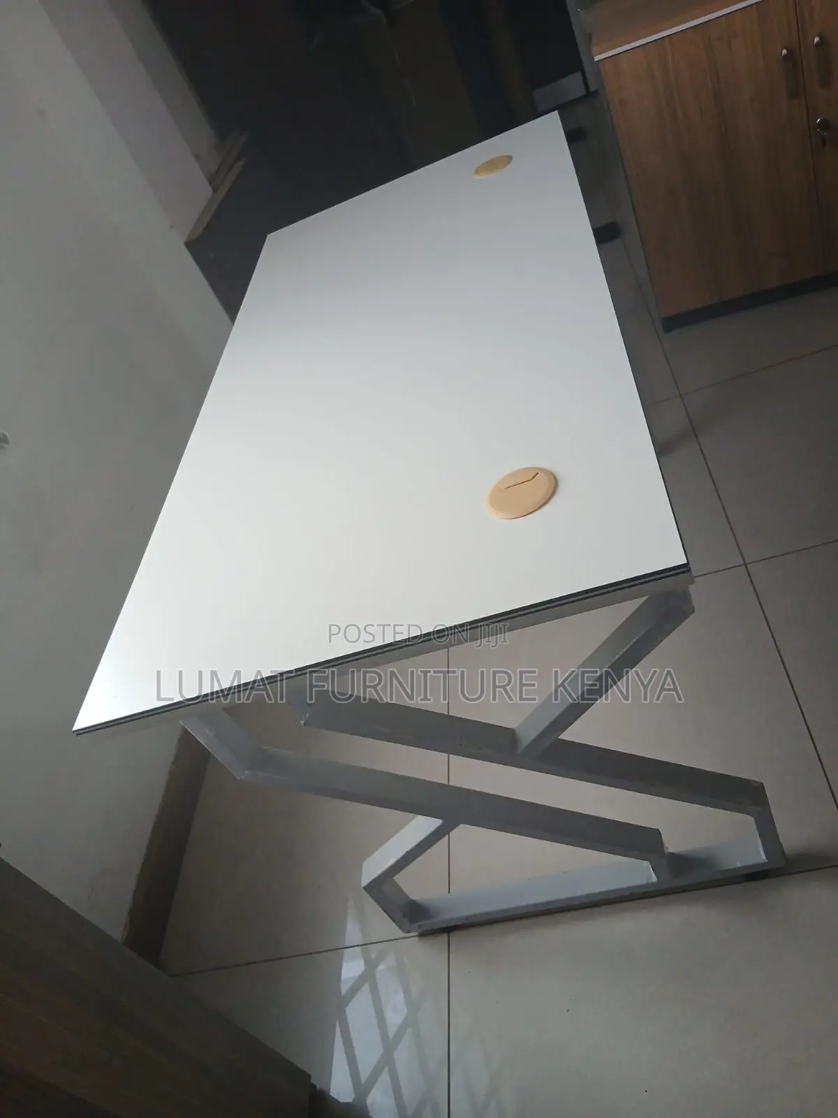 1.4m Modern White Home/Office Study Table