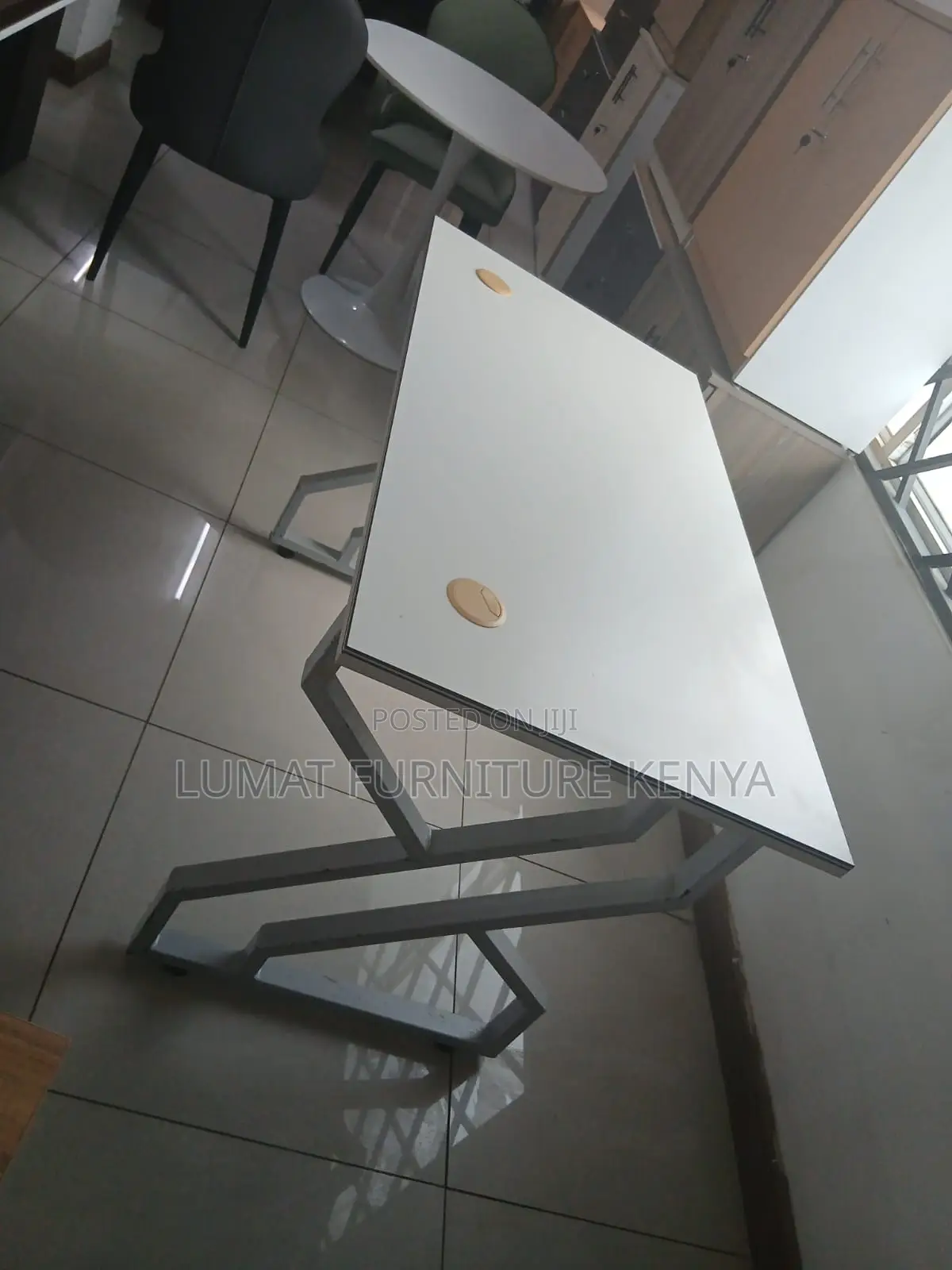 1.4m Modern White Home/Office Study Table
