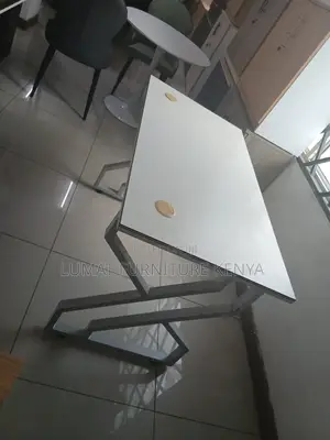 1.4m Modern White Home/Office Study Table