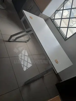 1.4m Modern White Home/Office Study Table