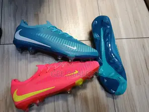 Phantom 6 Boots , Football Boots
