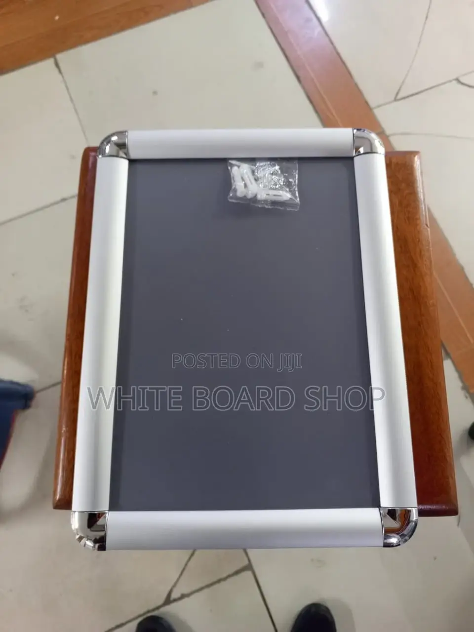 A4 Size Snapper Frame