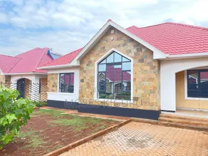 3bdrm Bungalow in Batian Estate, Kenyatta Road / Theta  for rent