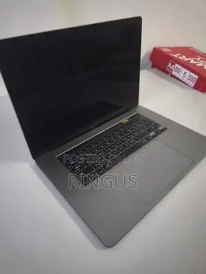 Laptop Apple MacBook Pro 2019 64GB Intel Core i9 SSD 512GB