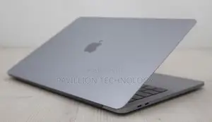 Laptop Apple MacBook 2019 32GB Intel Core I7 SSD 32GB
