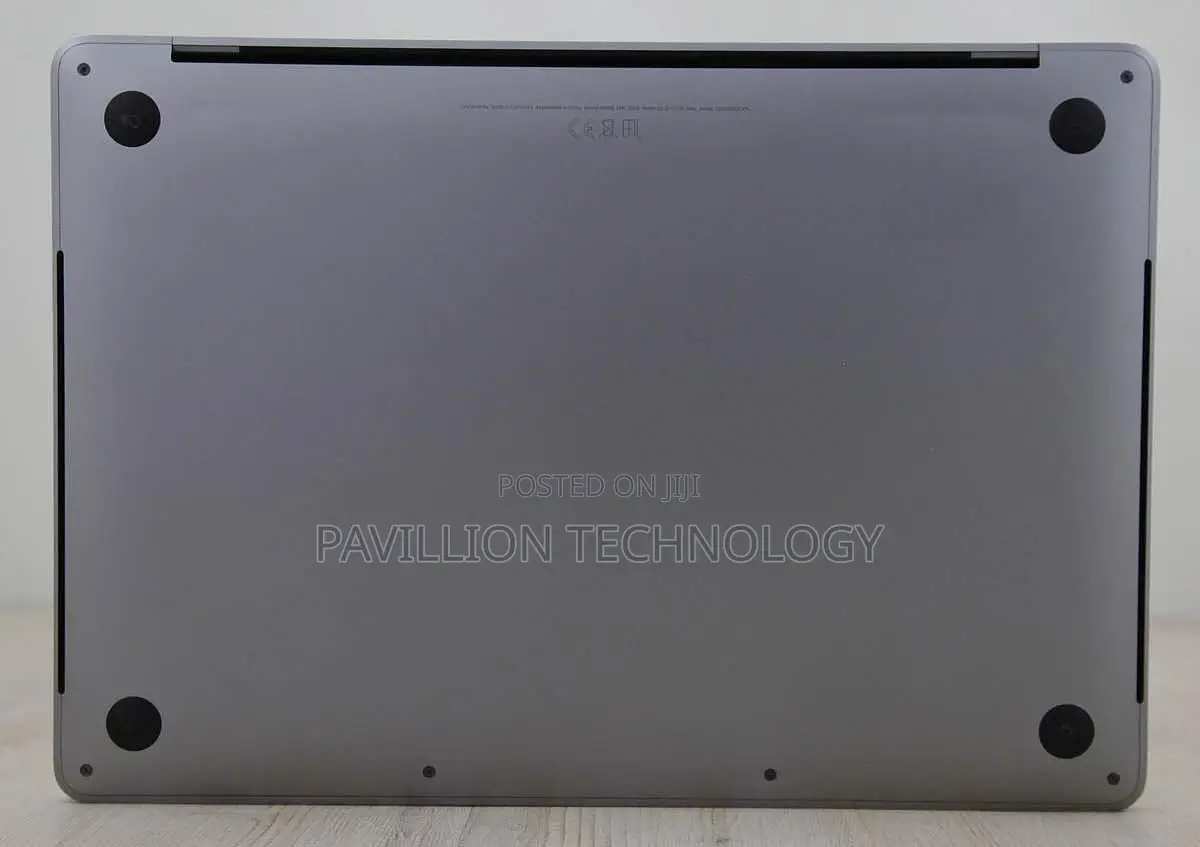 Laptop Apple MacBook 2019 32GB Intel Core I7 SSD 32GB