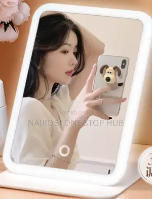 Rechargeable Led Make Up Mirror