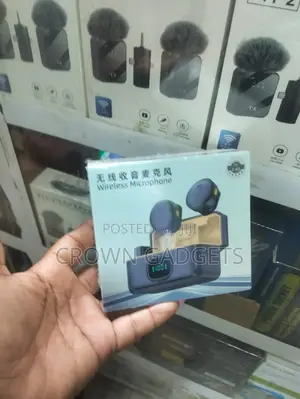 2-in-1 Wireless Lapel Mic Set With Led Charging Case