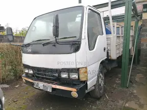 Mitsubishi Canter 1999 White