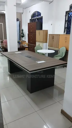 Spacious 8-Seater Conference Table