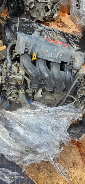 Complete 1nz Engines With a Gearbox