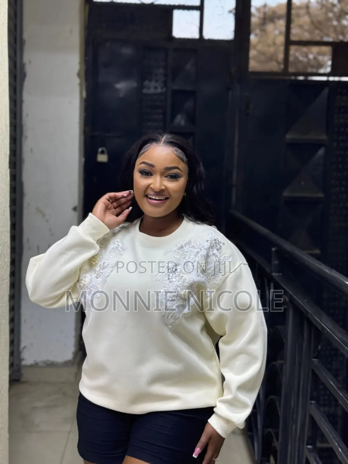 Trendy Sweatshirts Premium Quality.