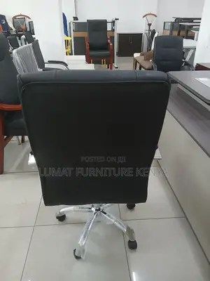 High Back Leather Office Seat