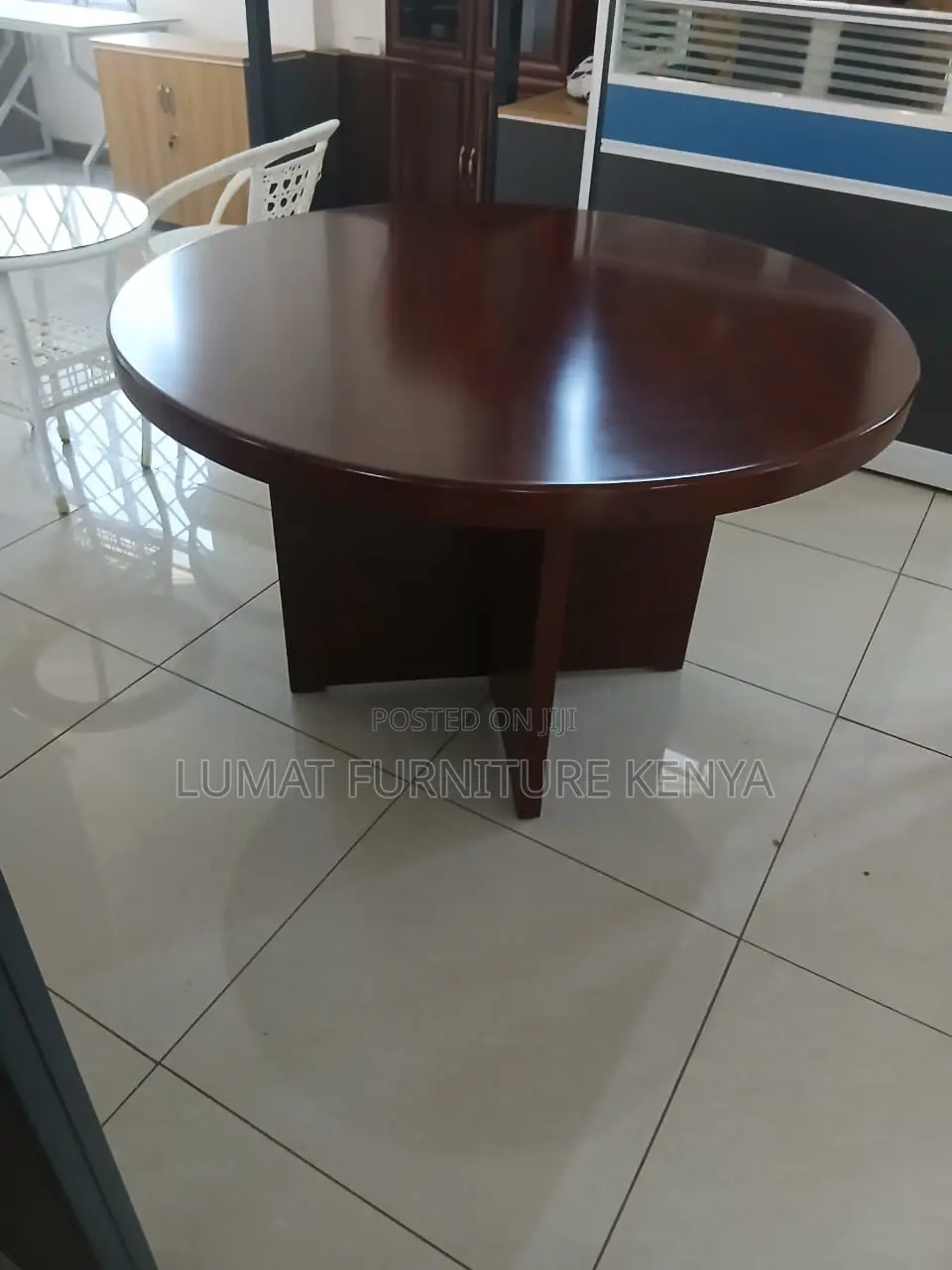 4 Seater Round Meeting Office Table