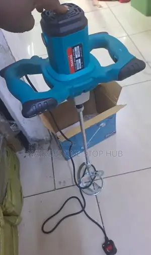 Makita Ut01800 Electric Mixer