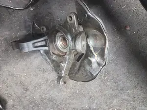 Fielder Front Hub