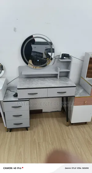 European Modern Imported Dressing/ Study/ Make Up Table