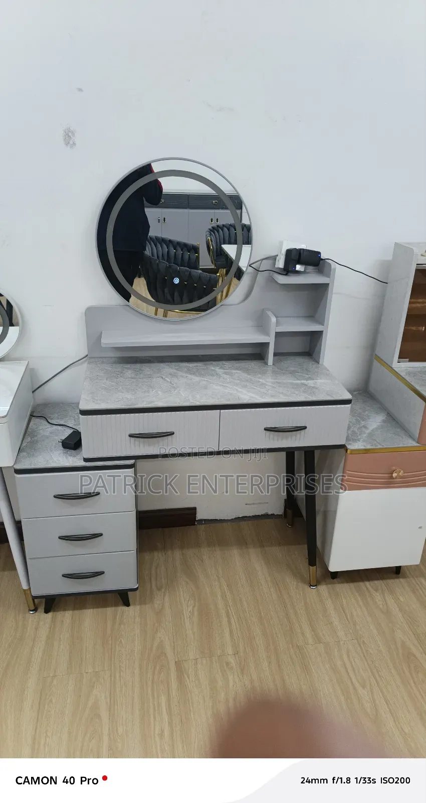European Modern Imported Dressing/ Study/ Make Up Table