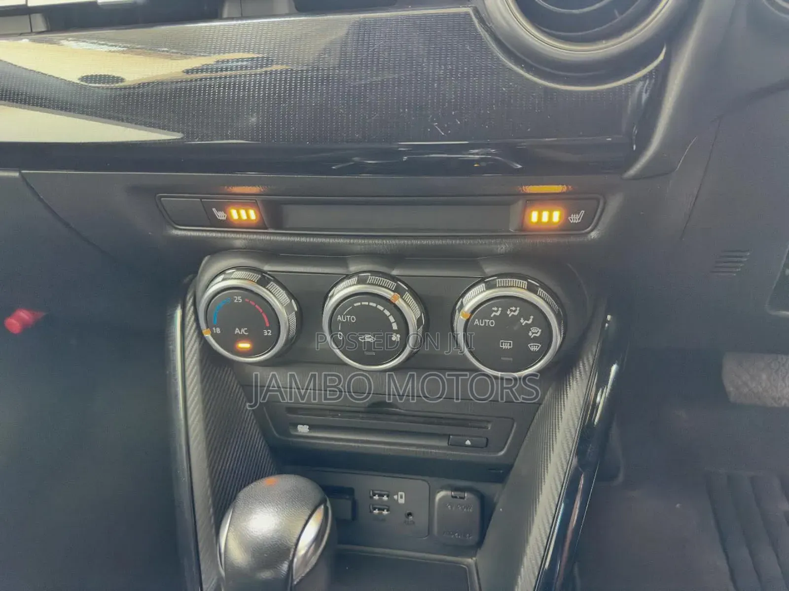 Mazda 2 2019 Gray