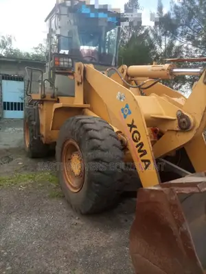 Shovel/Wheel Loader for Rental Services