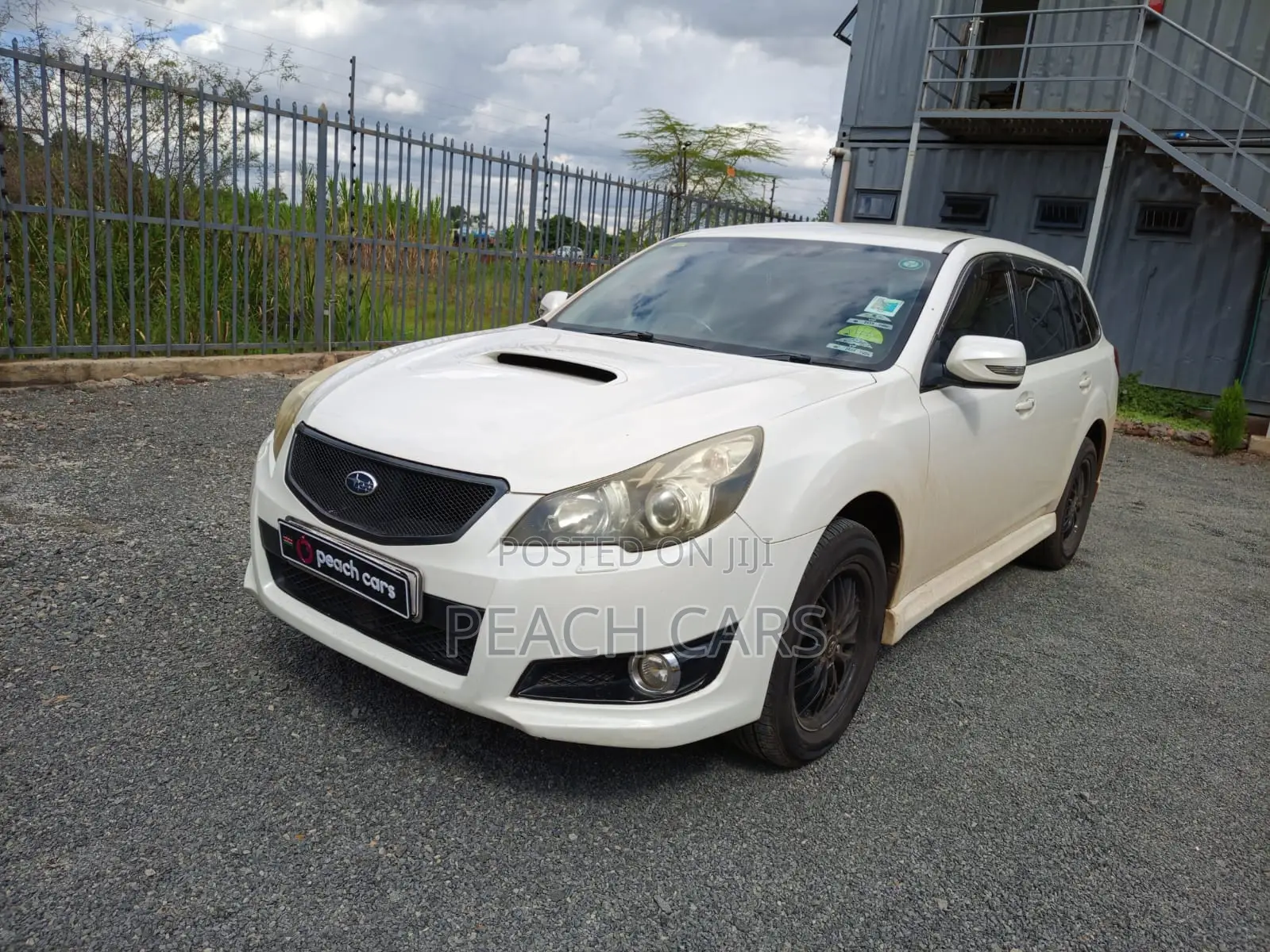 Subaru Legacy 2.5 2009 White