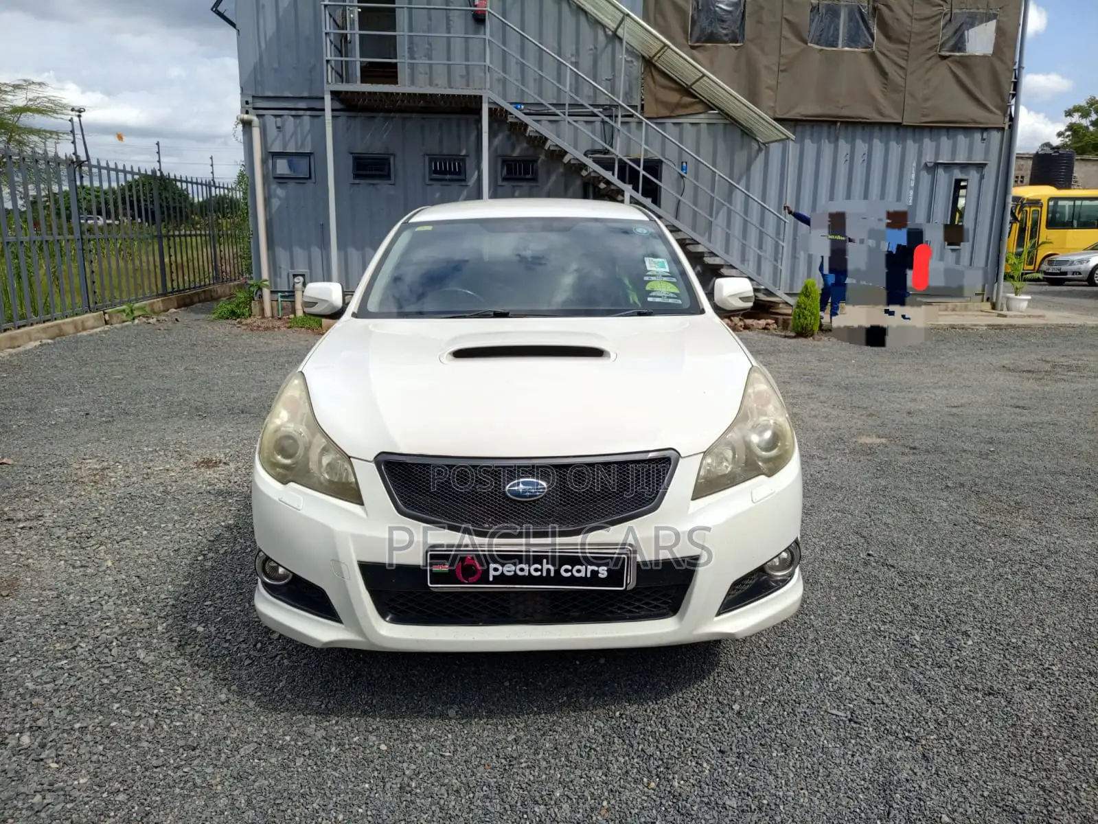 Subaru Legacy 2.5 2009 White