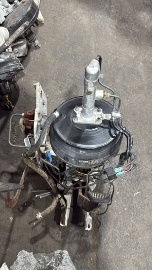Brake Booster and Brake Master Cylinder Toyota Dyna