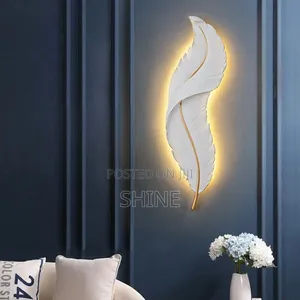 Leaf Decor Wall Light