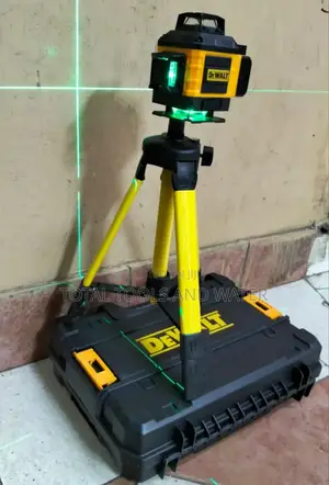 New Makita Laser Level 16 Lines 360° Coverage 90m Range