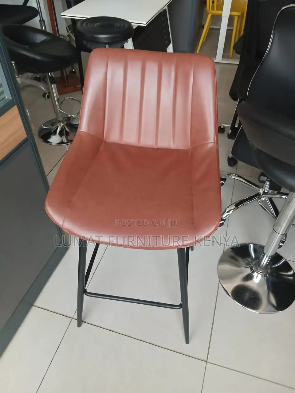High Counter Leavel/Kitchen Stool
