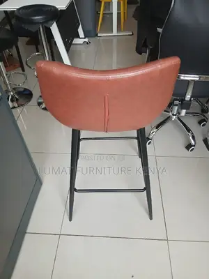 High Counter Leavel/Kitchen Stool