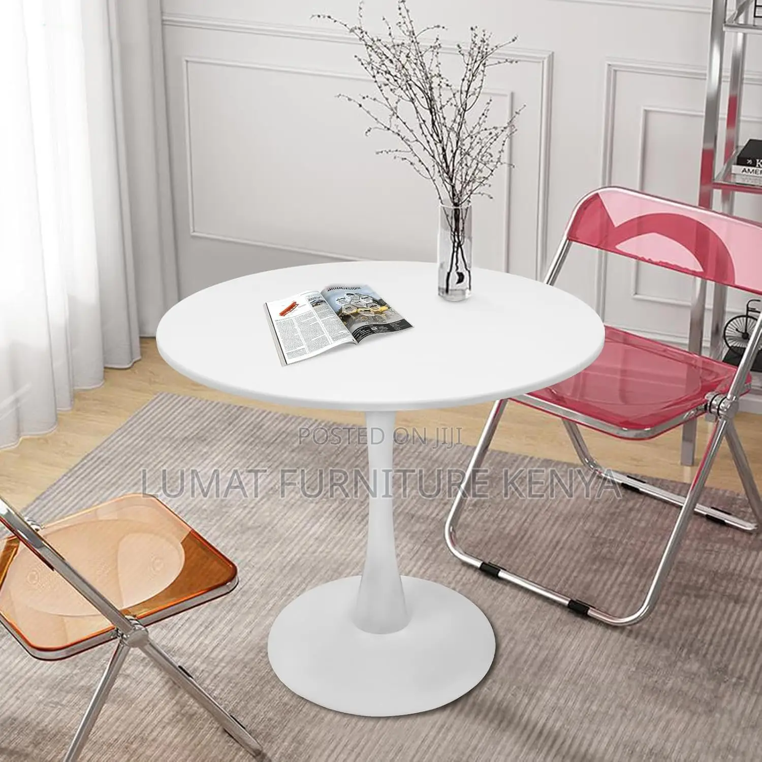 White Round Dinning Eames Table