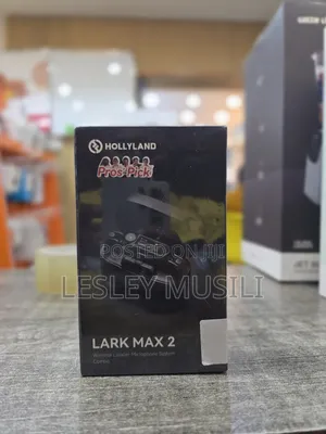 Hollyland Lark Max 2 Wireless Lavalier Microphone System Combo