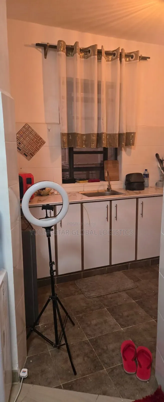 Arirbnb 1 Bedroom in Donholm
