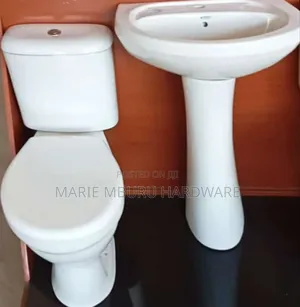 Toilet Close Couple