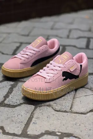 Puma Unisex Suede Platform Sneaker