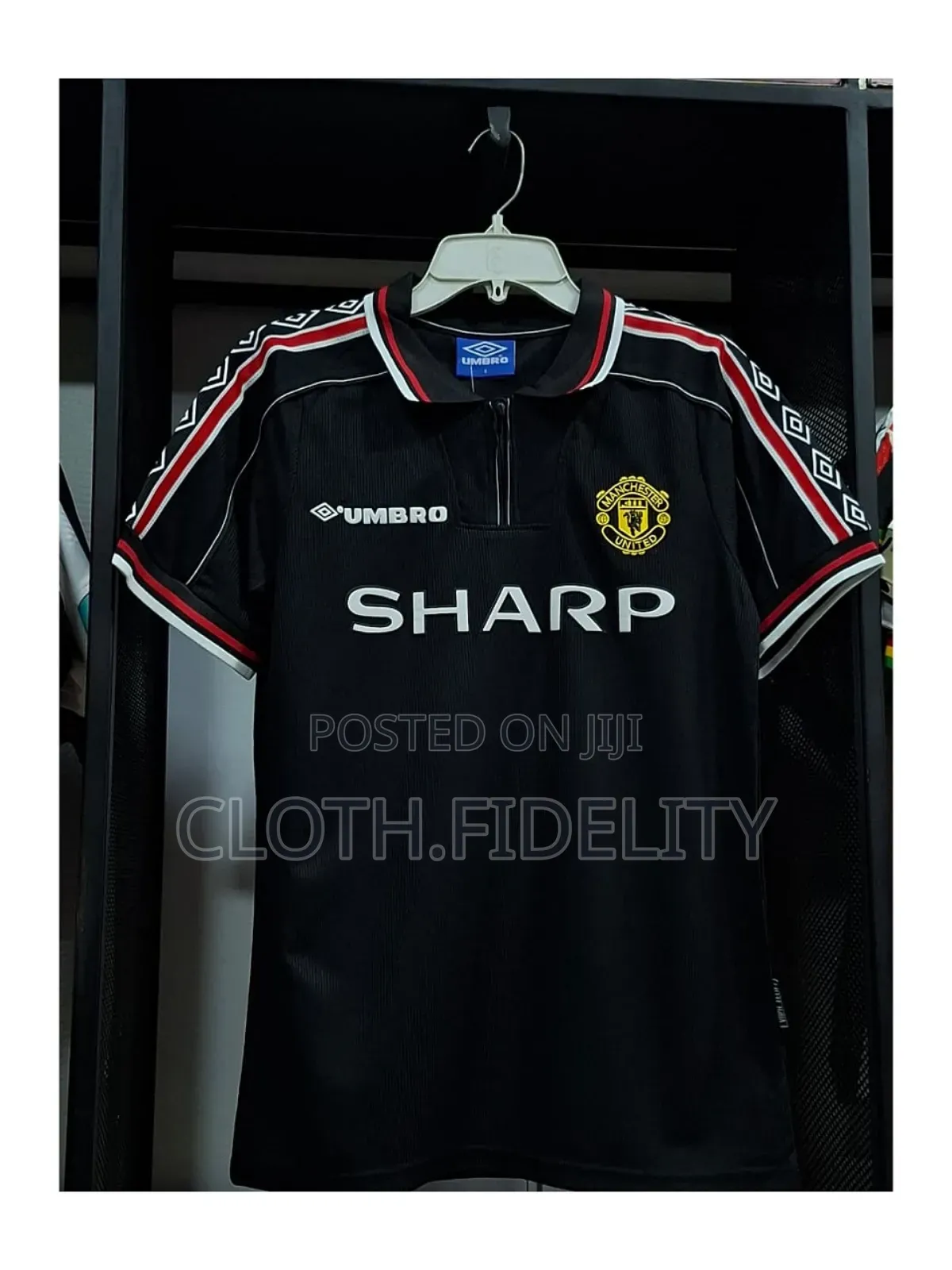 Manchester United 1998/199 Black Sharp Retro Jersey