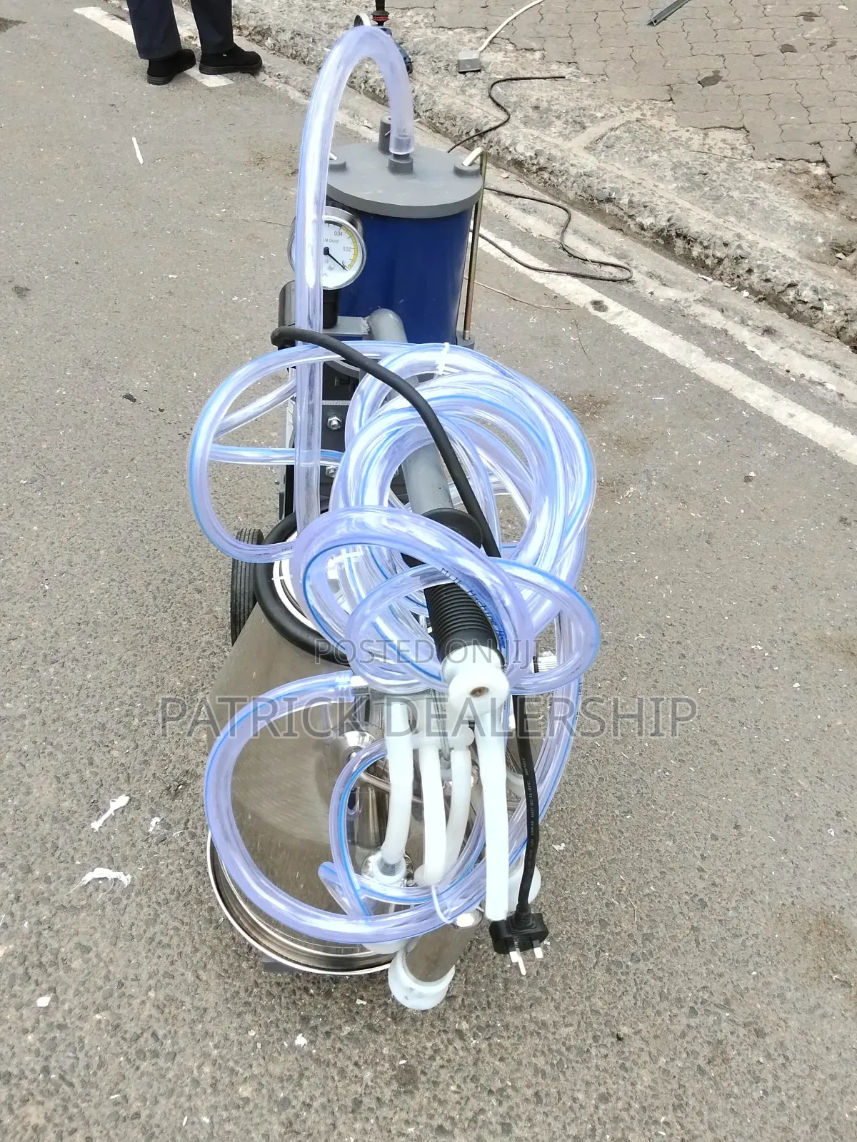 Electric Single Bucket Milking Machine