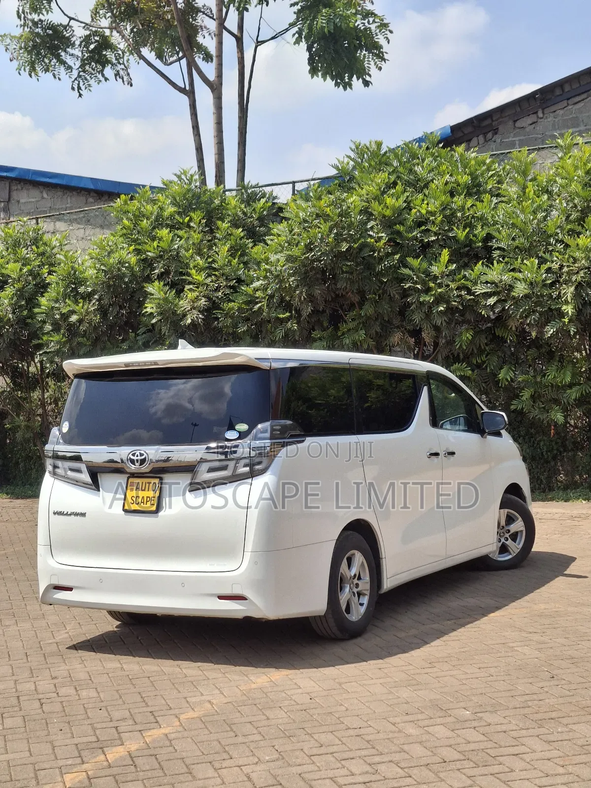 Toyota Vellfire 2018 White