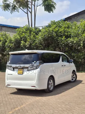 Toyota Vellfire 2018 White