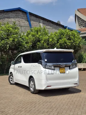 Toyota Vellfire 2018 White