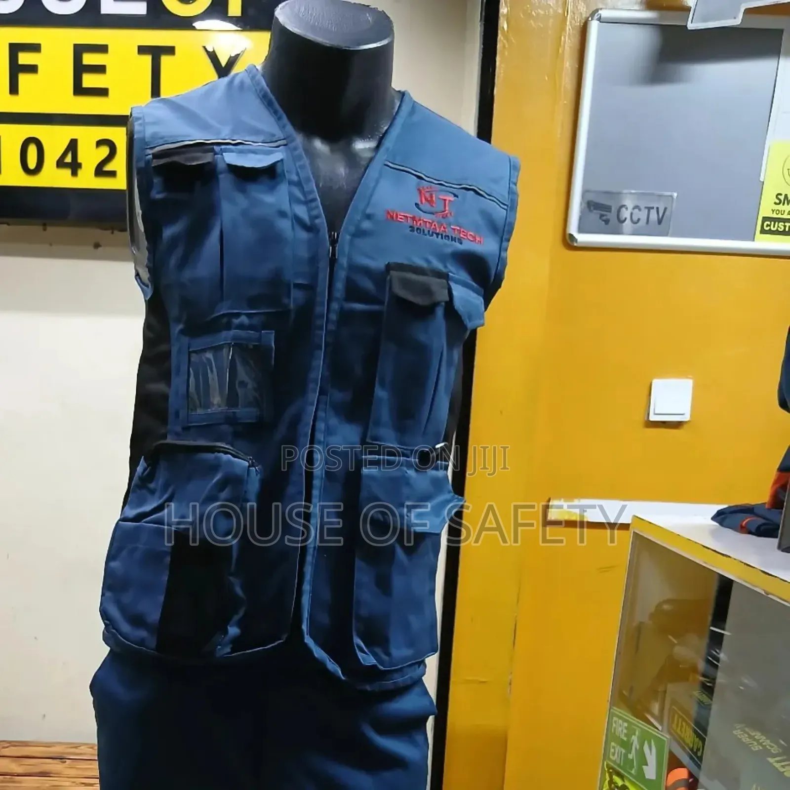 Working Sleeveless Jackets