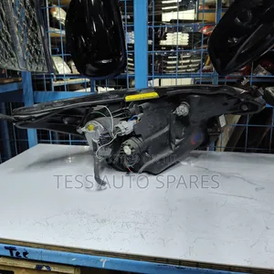 Ractis 2015 Xenon Headlight