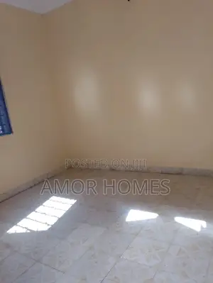 1bdrm Bedsitter in Kiembeni for rent