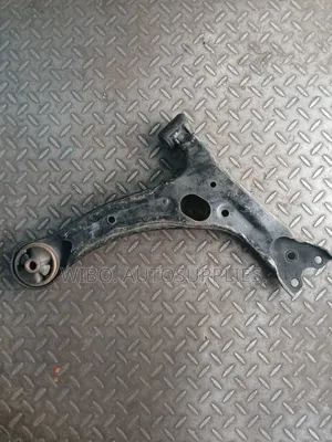 Toyota Fielder/Nze Control Arm