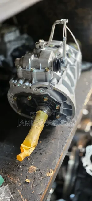 Hiacetoyota Gear Box 5l