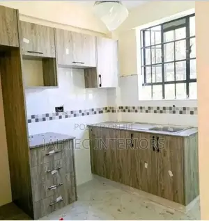 Kitchen Cabinets Revamp and Feeting