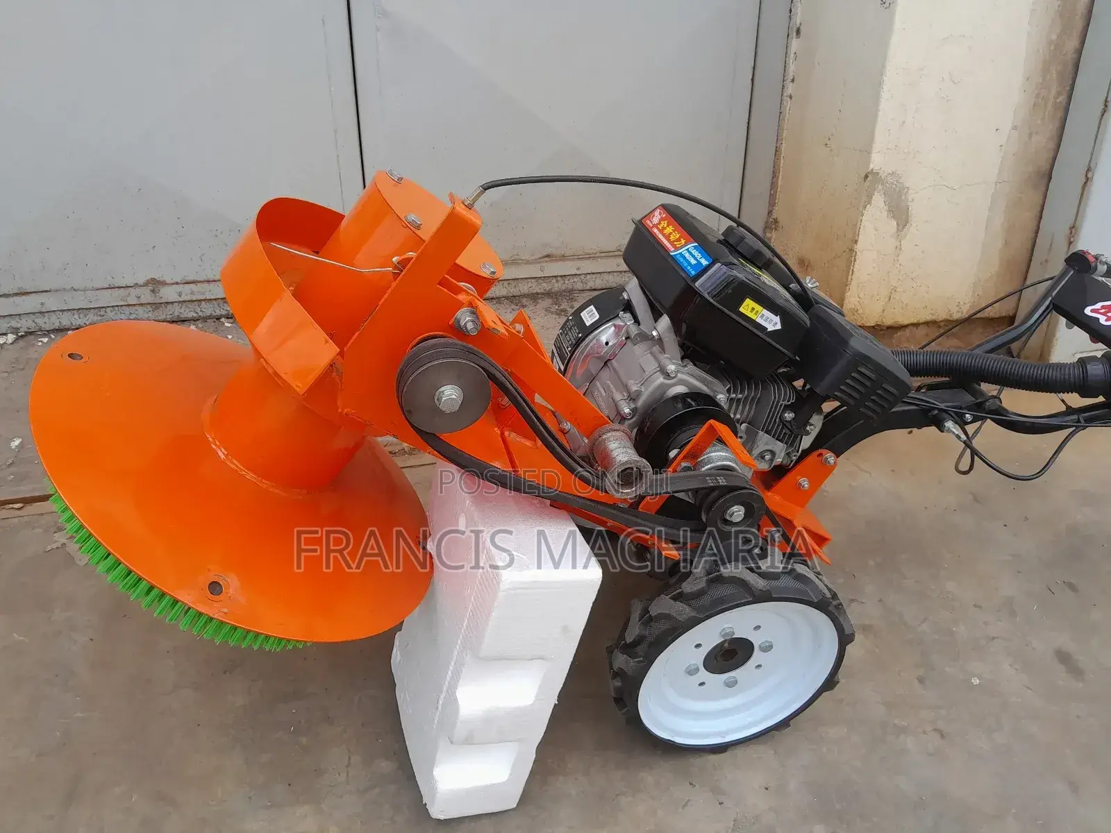 Floor Scrubber Machine