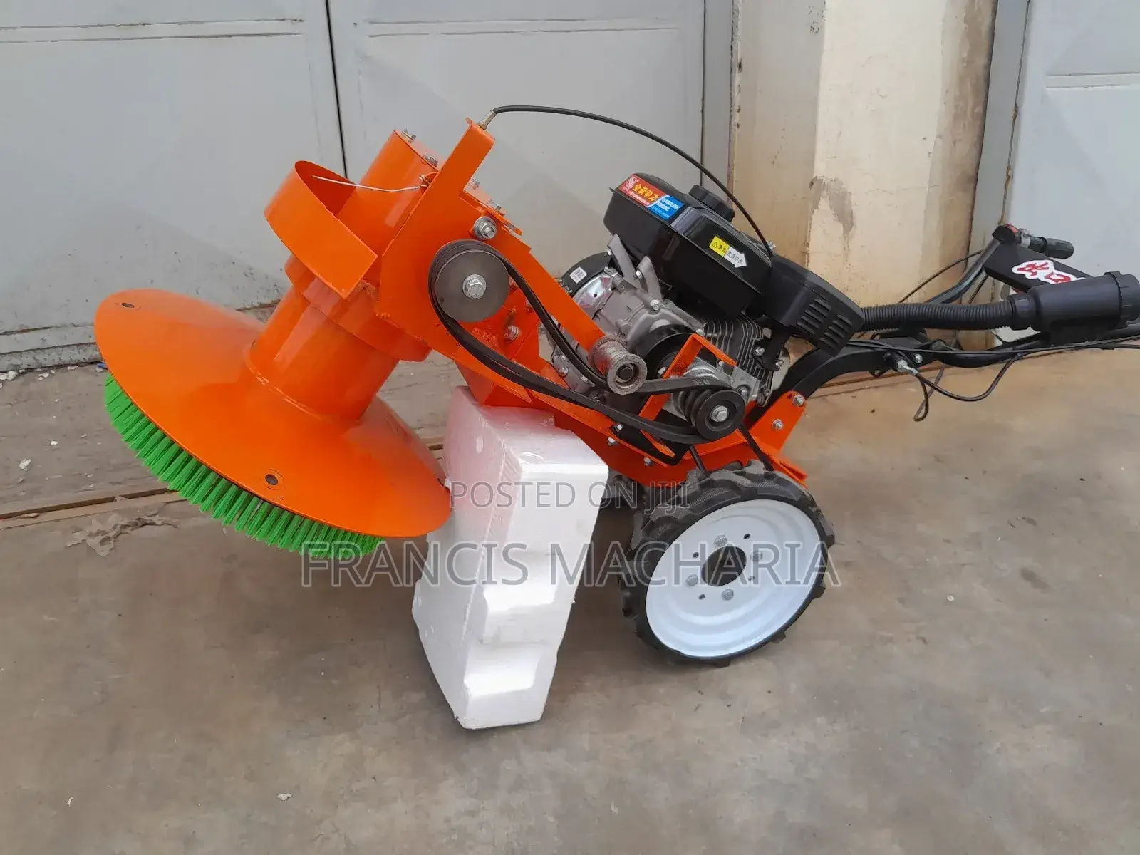 Floor Scrubber Machine